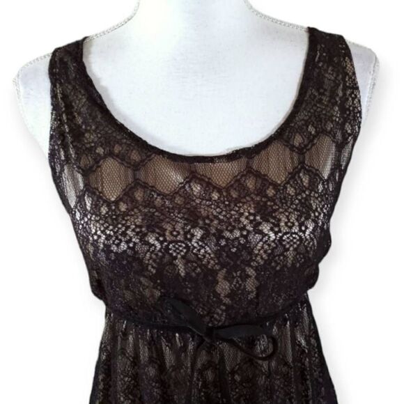 PINKY BLACK LACE OVERLAY DRESS WITH GOLD/NUDE LINING SZ.M EUC. - Picture 2 of 6